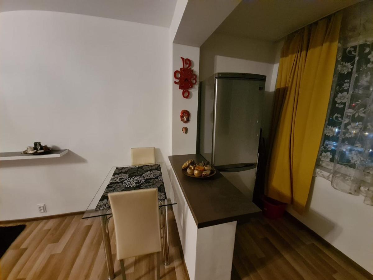 Apartament Cristina Deva Esterno foto